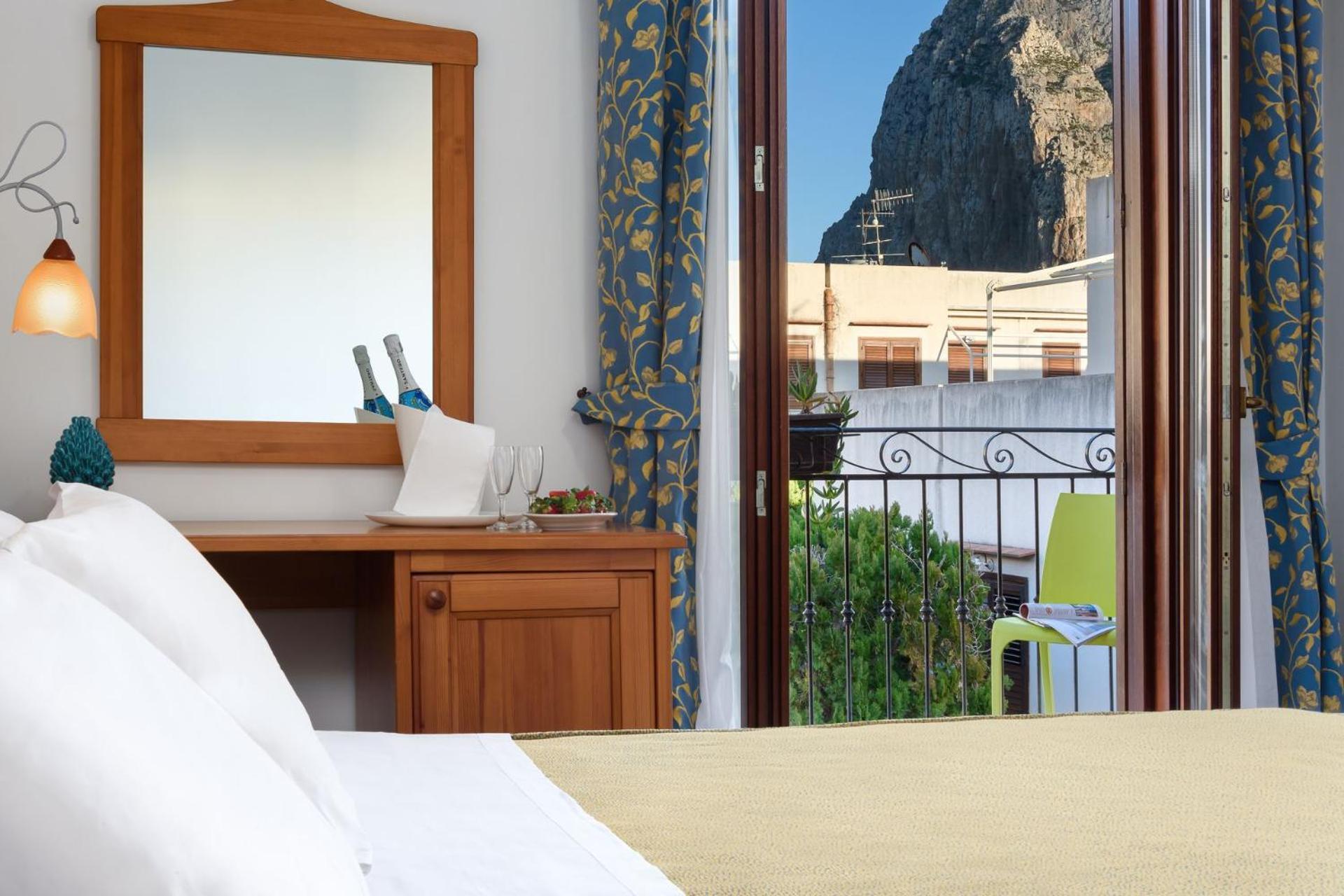 La Meridiana Hotel Сан-Вито-Ло-Капо Экстерьер фото
