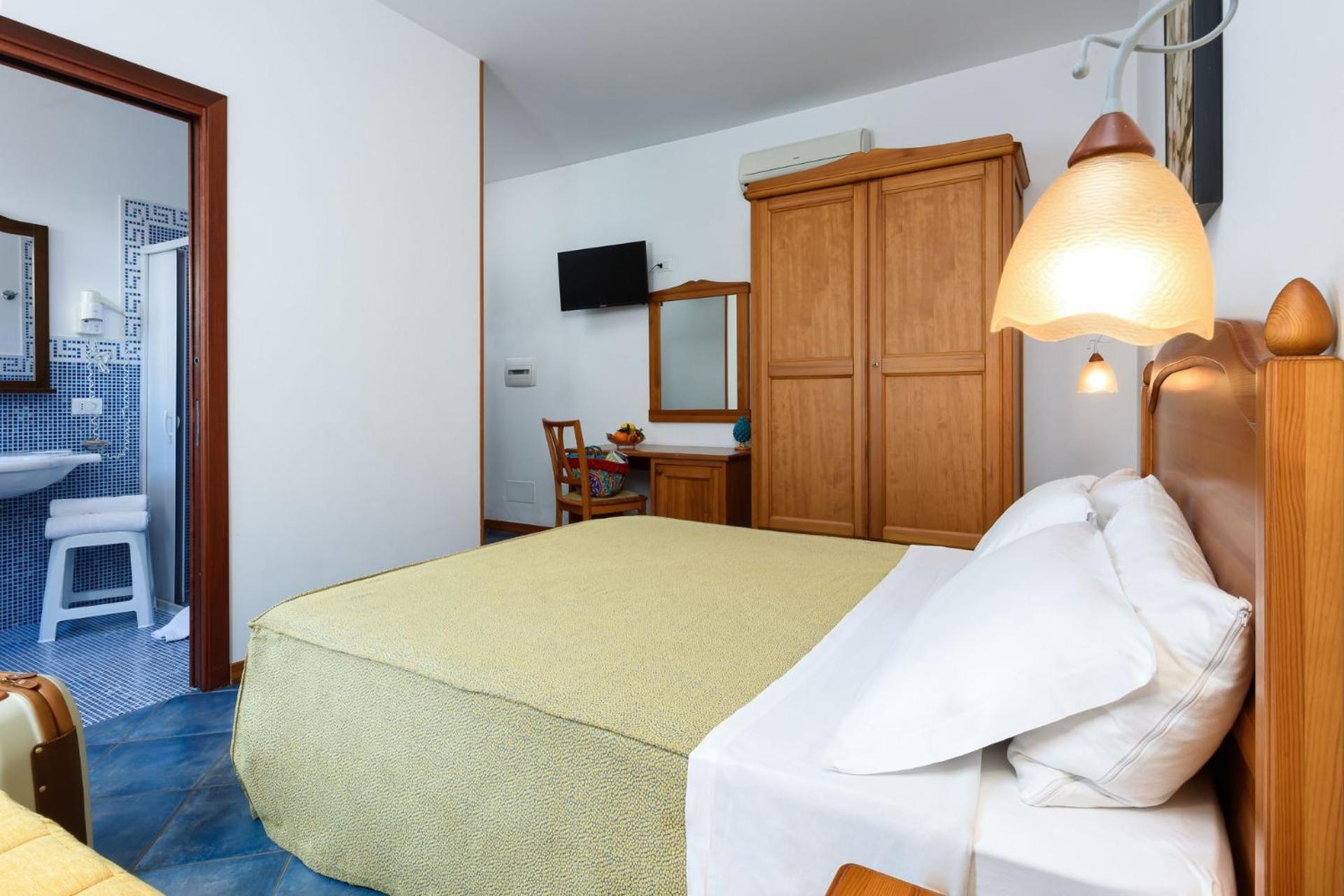 La Meridiana Hotel Сан-Вито-Ло-Капо Экстерьер фото